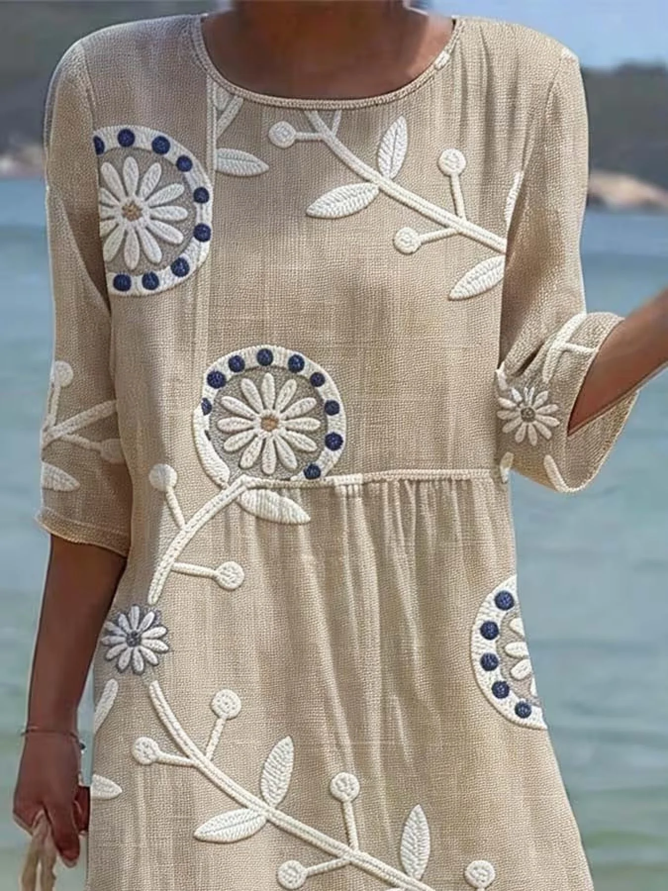 Charlotte | Lässiges Mid-Sleeve Kleid - Image 3