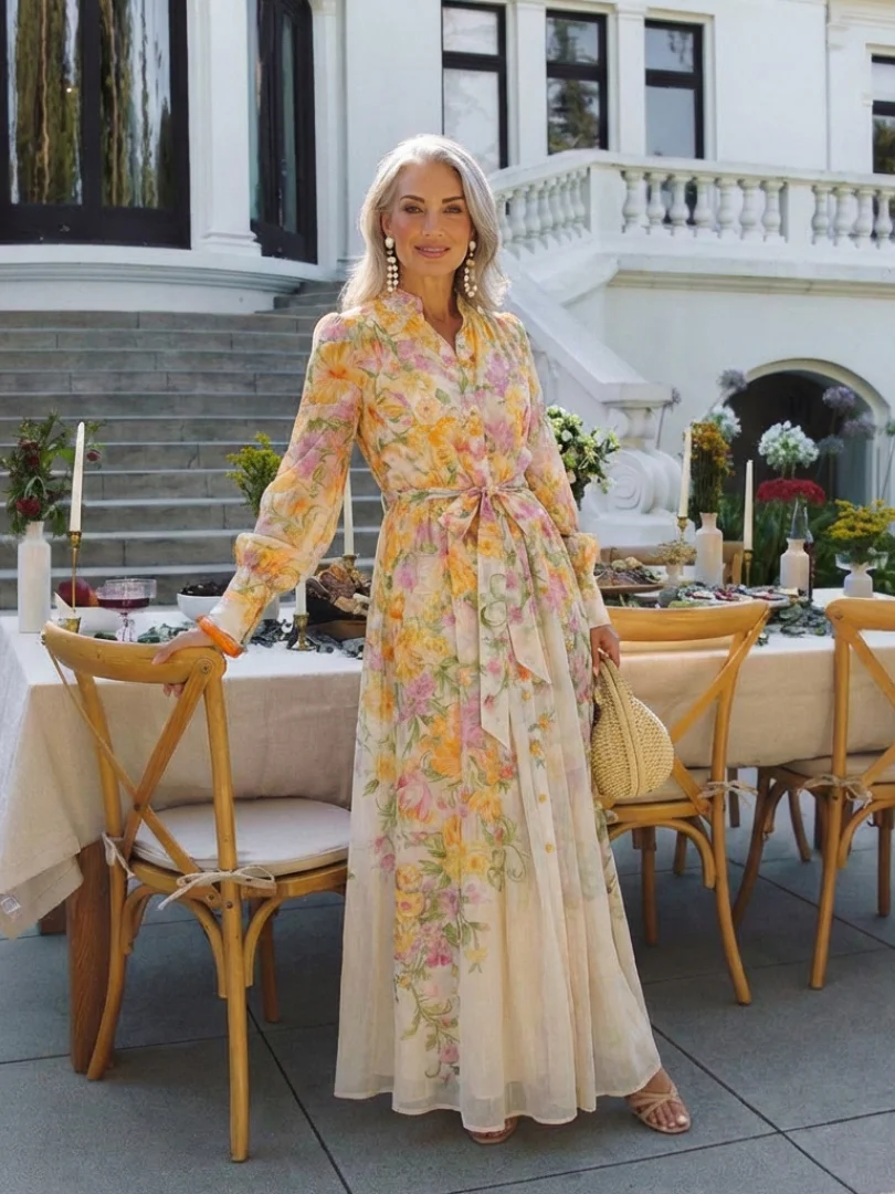 Cressida | Florales, transparentes Maxikleid mit langen Ärmeln - Image 8