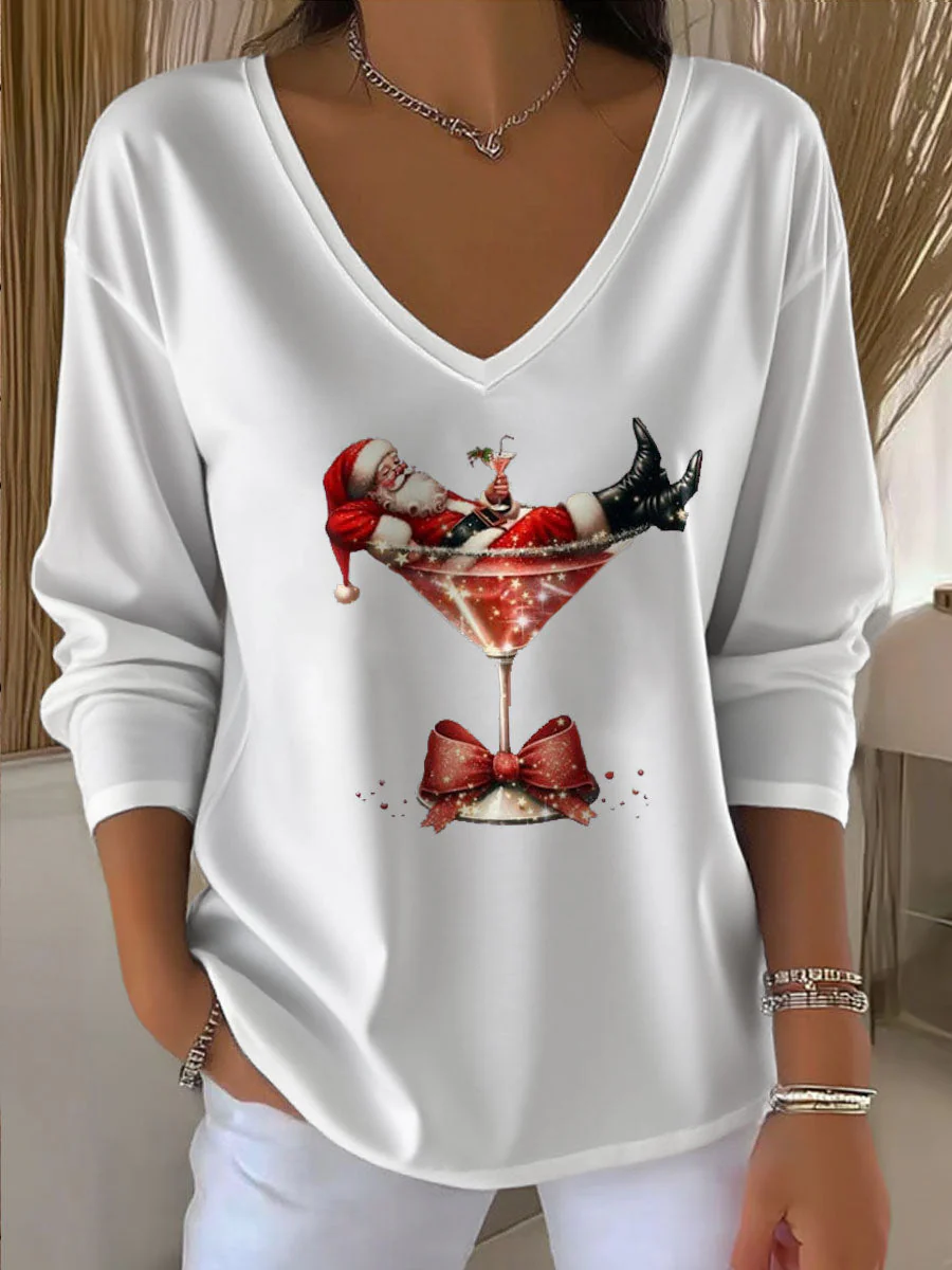 Damen Santa Claus Bedrucktes V-Ausschnitt T-Shirt - Image 3