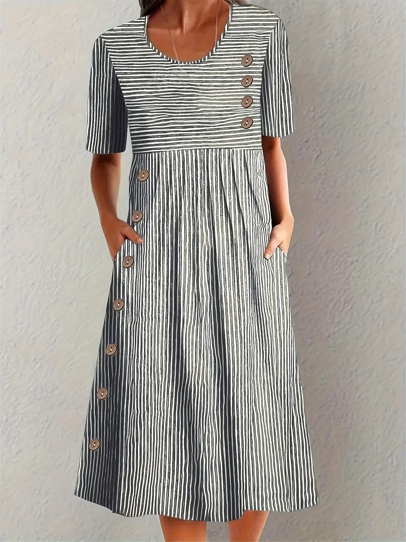 Lorelei™ | Gestreiftes Sommerkleid - Image 3
