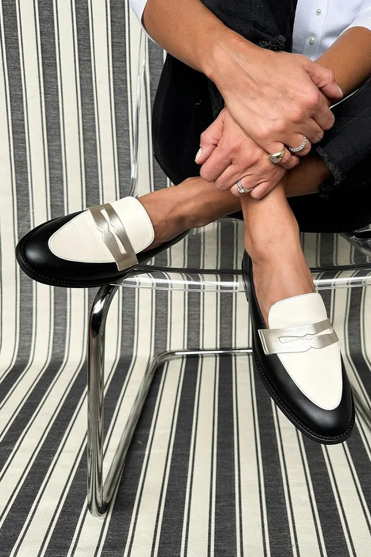 MONOCHROME KLASSISCHE LOAFERS - Image 4