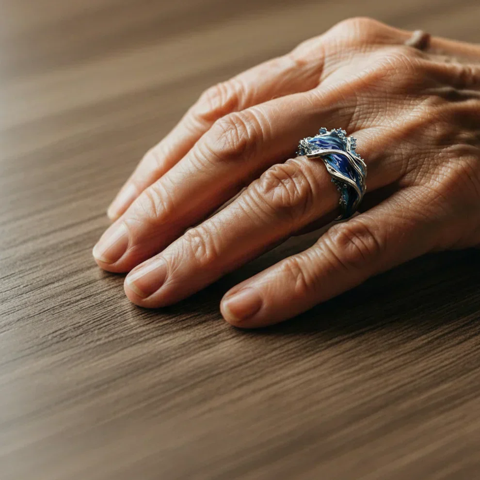 Retro-Goldring mit Wellen-Design - Image 3