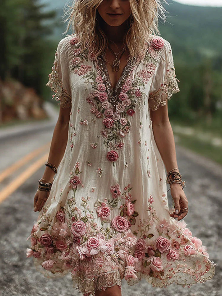 Ruby – Blossom bestickte V-Ausschnitt Kleid - Image 2