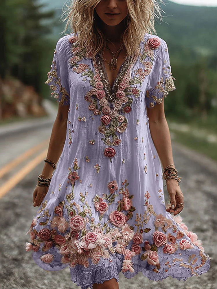 Ruby – Blossom bestickte V-Ausschnitt Kleid - Image 6