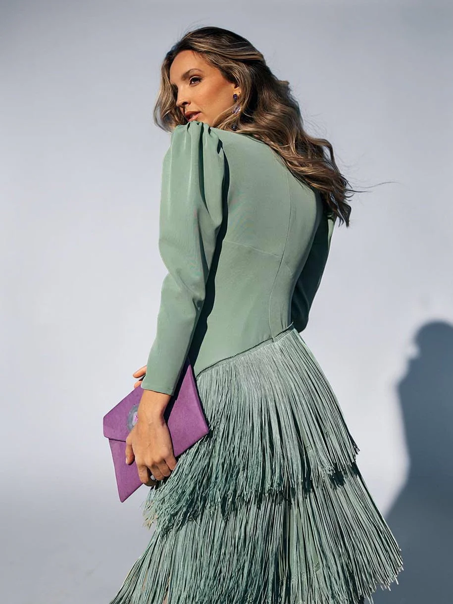 Sofia | Elegantes Ombré-Fransenkleid mit V-Ausschnitt - Image 6