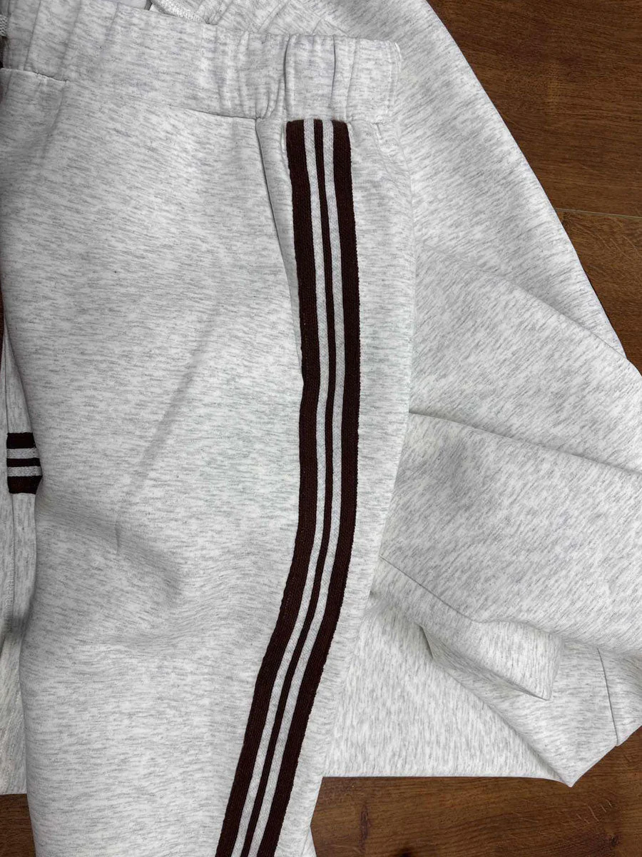 Vintage-inspirierter grauer und weißer Halbzip-Sweatshirt mit weitem Hosen-Set - Image 15