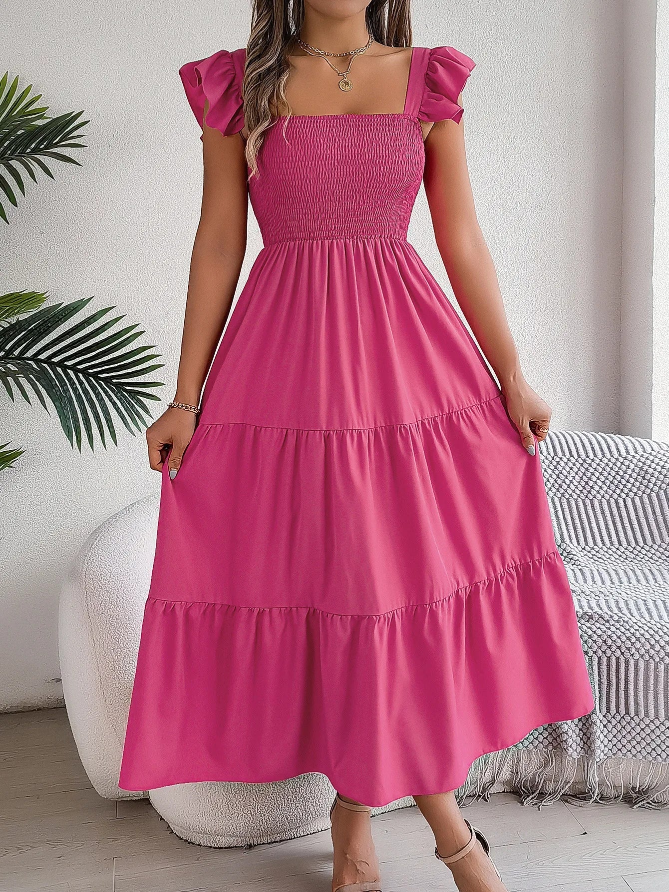 Yessa - Elegantes Stufen-Kleid - Image 4
